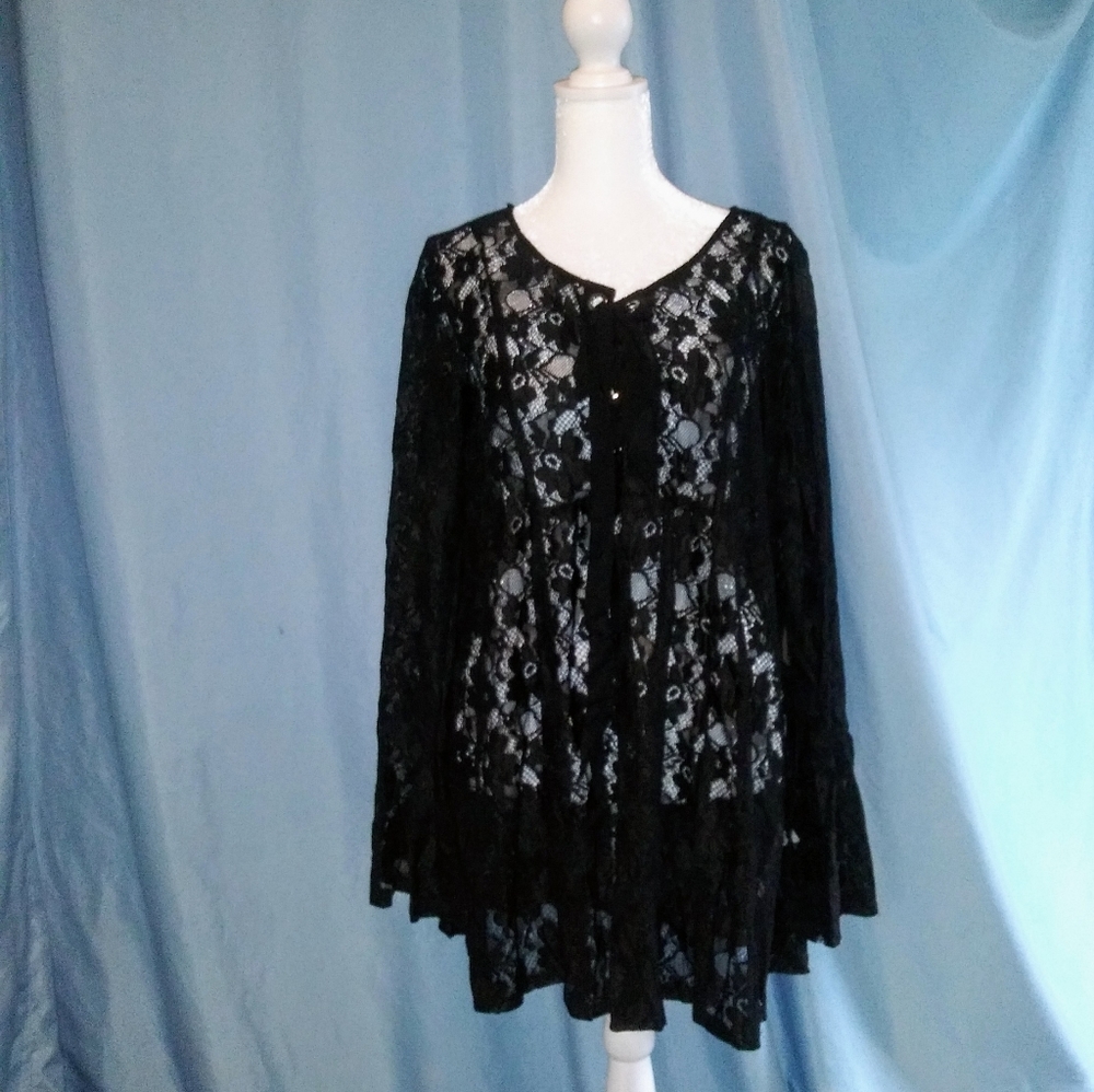Forever 21 womens size small dress. NWT!